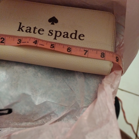 NWT KATE SPADE WALLET - Picture 9 of 17